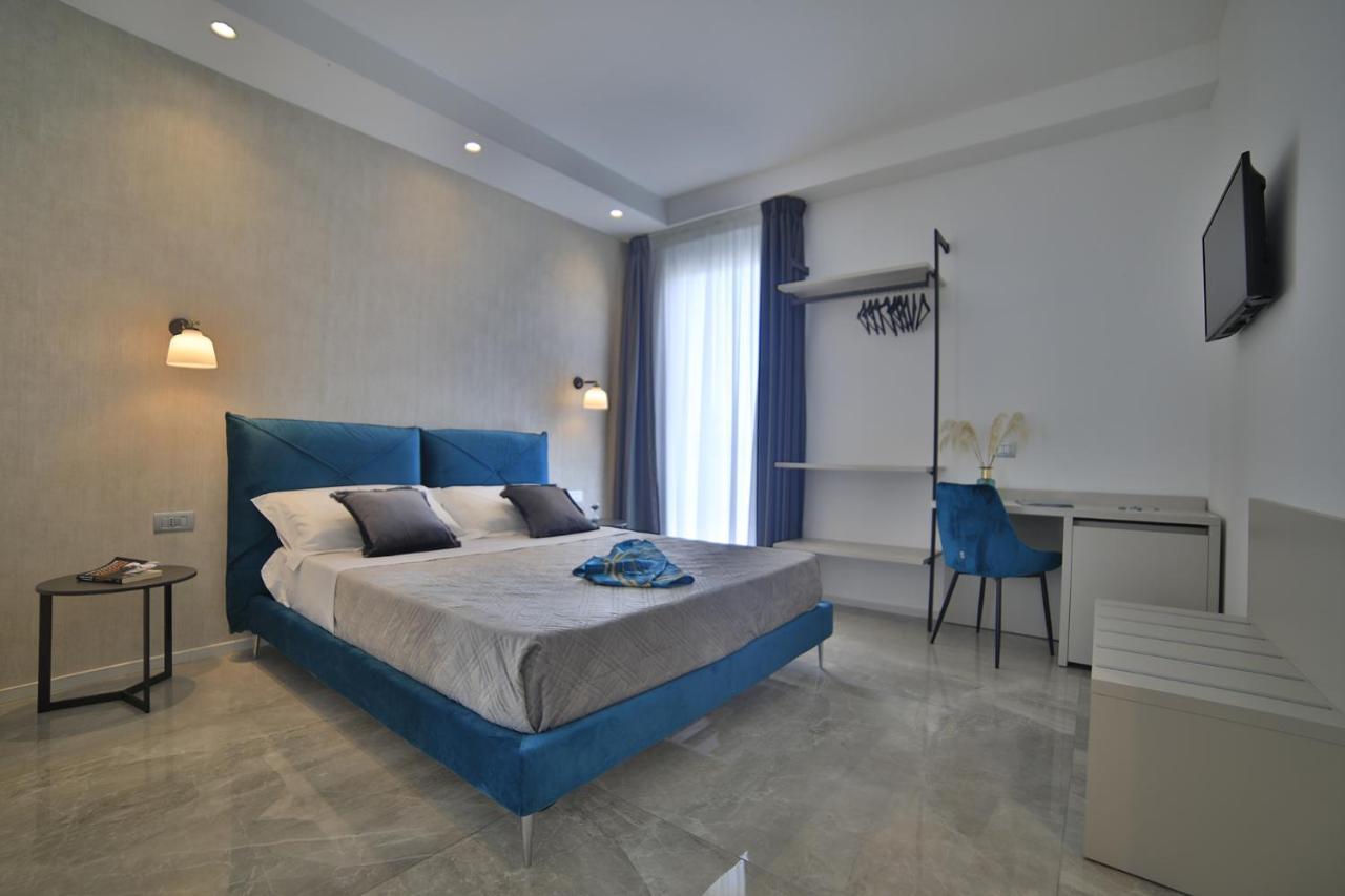 Calaluna Rooms Porto Cesareo Buitenkant foto