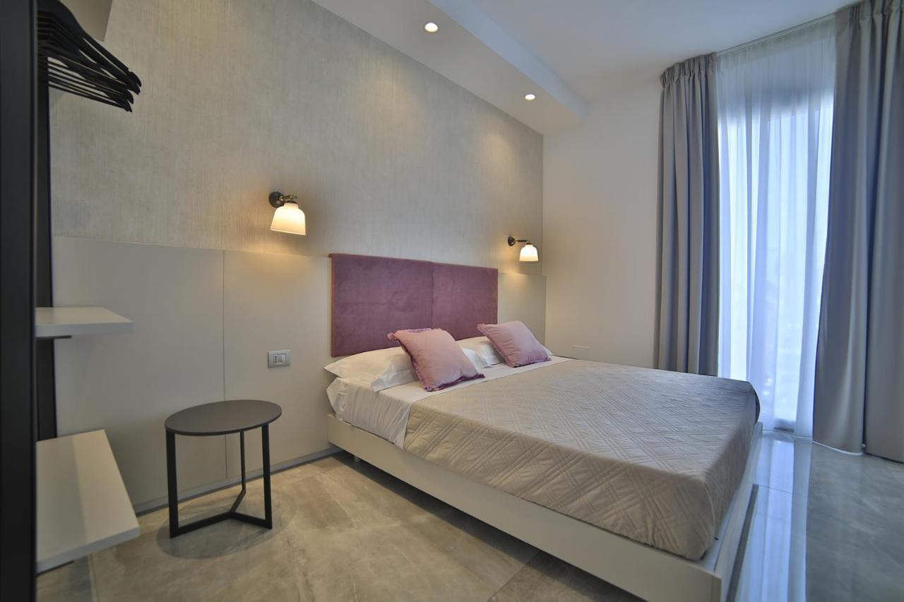 Calaluna Rooms Porto Cesareo Buitenkant foto